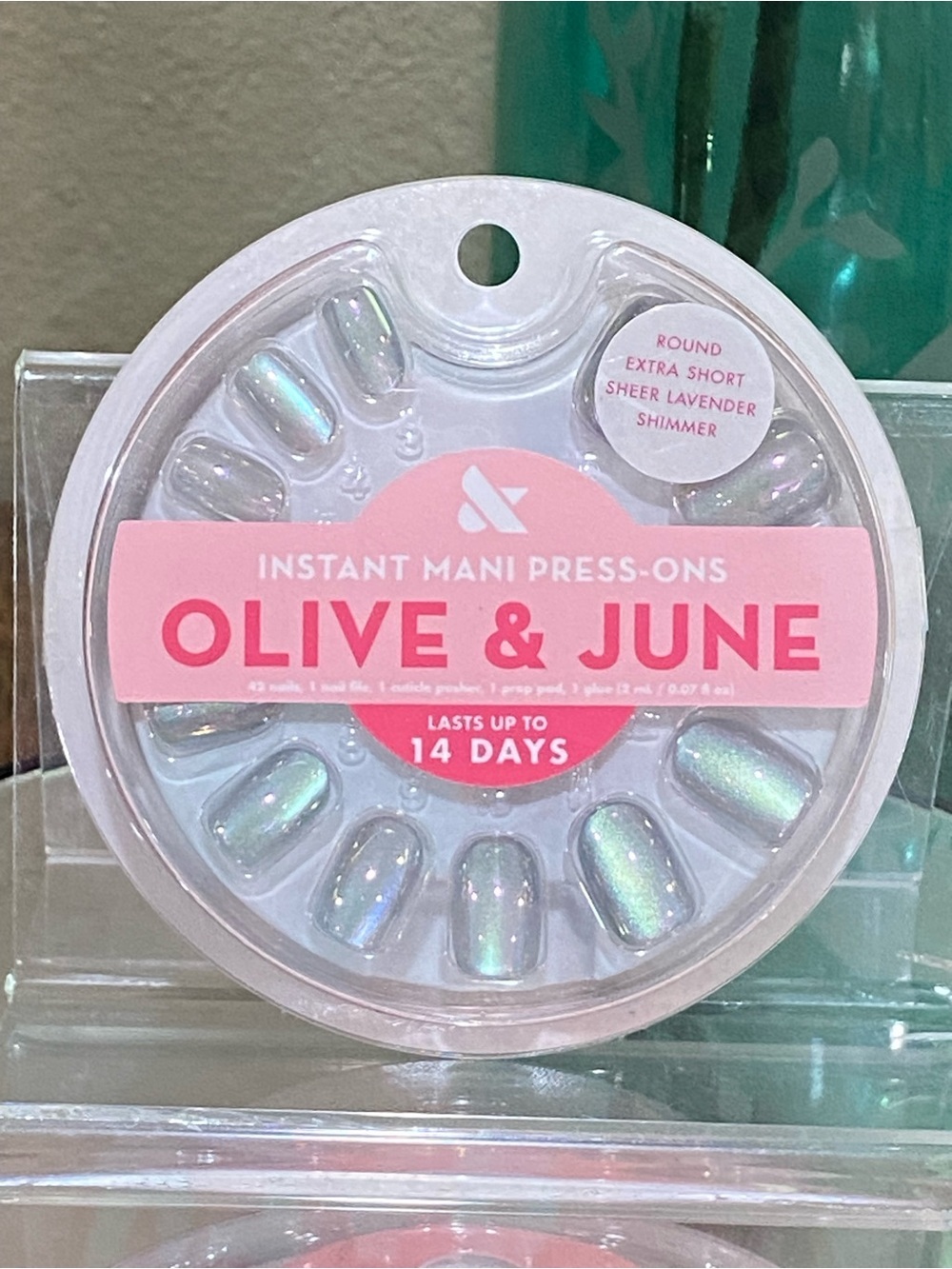Olive & June Instant Mani Press-Ons Sheer Lavender Shimmer, extra short, round